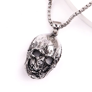 Gothic skull pendant necklace in antique silver steel with thick square box chain