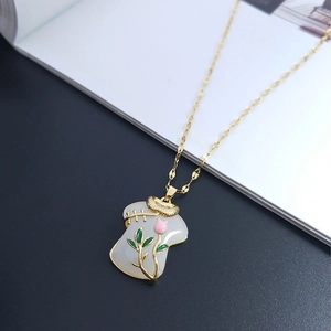 Collana con Pendente Qipao Stile Cinese Acciaio al Titanio Placcato Oro Giada Tulipa Fiore Smalto Gioielli da Donna Regalo