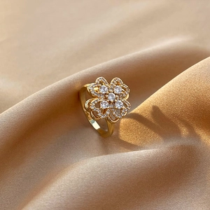 Rotating Four-Leaf Clover Open Ring For Women Luxury Copper Rhinestone Inlaid Flower Adjustable Lucky Finger Ring Jewelry Gift