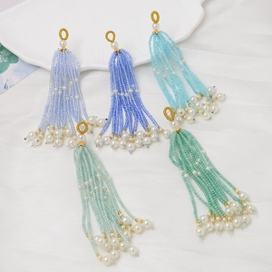 Colgantes hechos a mano con borlas de cuentas azules y verdes para joyería artesanal