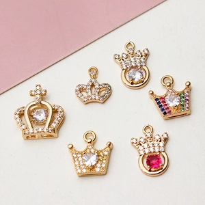 Vergoldeter Kupfer Zirkonia Kronenanhänger Kreuz Tanzender Stein Herz Charm Für DIY Halskette Ohrring Schmuckherstellung Damen Zubehör