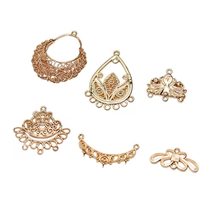 Lot de six breloques dorées vintage ajourées pour la création de bijoux DIY et accessoires