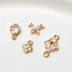 Pendentifs trèfle et papillon dorés avec zircons pour la création de bijoux DIY