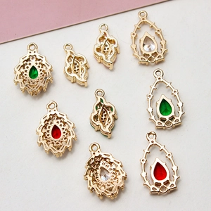 Vergoldete Zirkonia Wassertropfen Anhänger in Rot Grün und Klar für DIY Schmuck