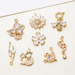 Pendenti in Rame Placcato Oro a Forma di Fiore Ape Farfalla Cigno Con Strass DIY Ciondoli per Collana Bracciale