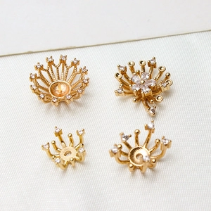 Calottes dorées en forme de fleurs avec zircons pour la création de bijoux de mariage