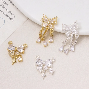 Ciondoli a fiocco placcati oro con nappe in zircone per collane e bracciali fai-da-te