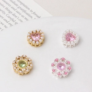 Exquisite gold-plated heart and flower charms with pearl inlay for DIY jewelry
