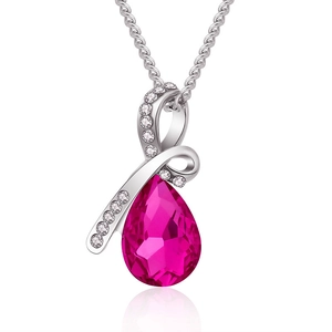 Élégant pendentif en cristal rose pêche en forme de goutte avec monture argentée