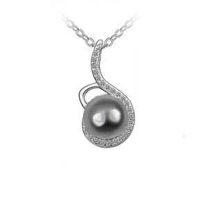 Collier de perles exquis avec pendentif en argent en forme de S et oxydes de zirconium