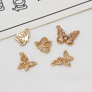 Pendentifs papillon en nacre et zircon pour création de bijoux DIY dorés