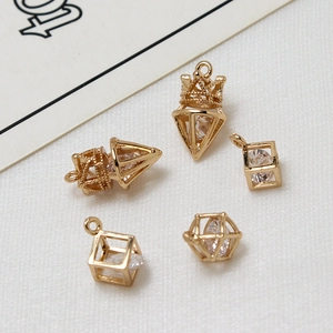 Vijf gouden geometrische hangers met heldere zirkonia inlegwerk voor DIY sieraden