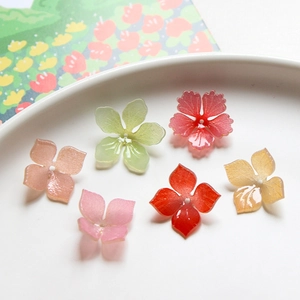 Handgemaakte bloemkralen van hars voor DIY haarspelden in diverse pastelkleuren