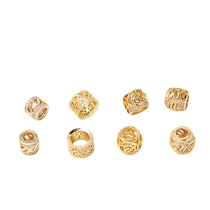 Set di 8 ciondoli traforati placcati in oro con zirconi micro-pave per gioielli fai da te