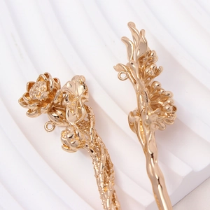 Golden lotus flower hair stick accessory for traditional Chinese DIY hair jewelry craft