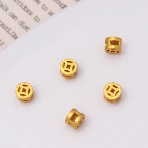 Macro de cinco cuentas espaciadoras doradas mate con forma de moneda para joyería DIY