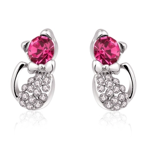 Orecchini a perno a forma di gatto con cristalli rosso rosa e strass lucidi in argento