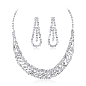 Elegant bridal rhinestone necklace and earrings set in silver finish for wedding banquet