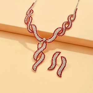 Elegante sieradenset met rode en heldere strass-steentjes voor bruiloften en avondfeesten
