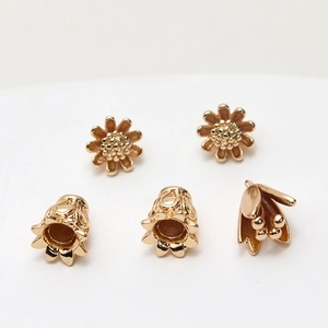 Golden flower-shaped brass DIY jewelry parts for earring and necklace crafting