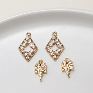 Pendentifs losange et feuille dorés avec zircons pour la création de bijoux DIY