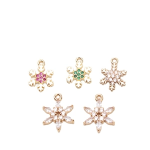 Colgantes de copo de nieve de cobre dorado con circonitas para joyería DIY