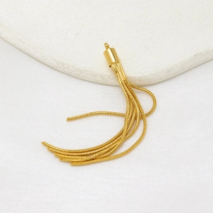 Detail of 14K gold plated multi-strand snake chain tassel pendant for DIY jewelry