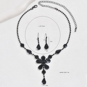 Squisito set di gioielli da sposa con collana di cristallo nero e orecchini abbinati