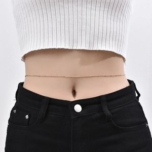 Chaîne de taille fine dorée minimaliste pour plage et bijoux de corps d'été tendance