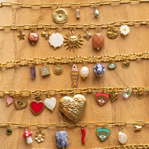 Collection de bracelets en acier titane doré avec breloques trèfle cœur et pendentifs soleil