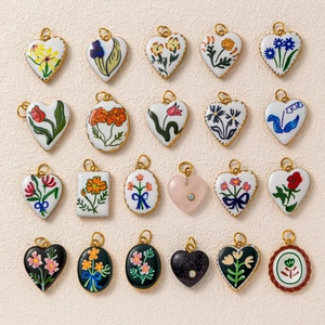 Stainless Steel Heart Flower Pendant DIY Jewelry Accessory Vacuum Electroplated Gold Enamel Pendant For Necklace Making