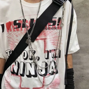 Multi-layer silver metal hip-hop chain with lock and key pendants for streetwear style