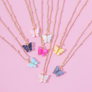 Collana con Ciondolo a Farfalla da Donna alla Moda Farfalla in Acrilico Colorato Girocollo Elegante Catena in Lega di Zinco