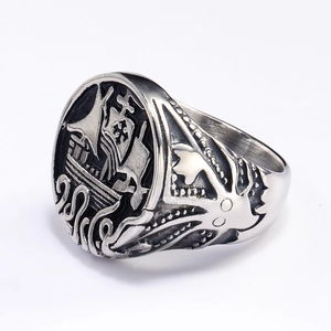 Anello con sigillo vintage in acciaio inossidabile con nave a sbalzo e tentacoli di polpo