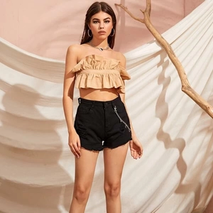 Ensemble haut à volants kaki pour femme et short en jean noir avec chaîne argentée