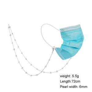 Modische Perlen-Maskenkette mit silbernen Herzperlen und Karabinerhaken für Damen