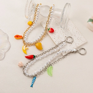 Pendentif de Sac Tendance en Cuivre Plaqué Or 14K Fruits Nourriture Künstliche Perle d'Imitation Double Chaîne pour Décoration de Sac Femme