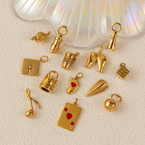 Accessoire de Bijoux DIY en Acier Inoxydable Plaqué Or 18K pour Femmes Hommes Pendentif Fusée Dés Coeur Carte de Poker Chaîne Perle