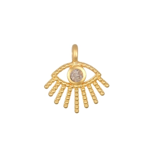 Détail du pendentif œil protecteur doré mat avec rayons solaires et pierre centrale