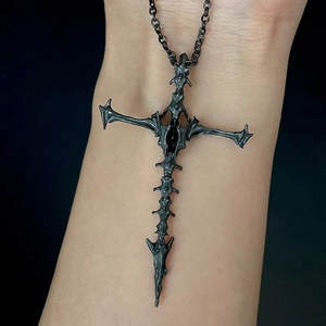 Gothic Skeleton Cross Pendant Necklace Vintage Zinc Alloy Bone Style Dark Punk Jewelry For Unisex Daily Wear Accessory