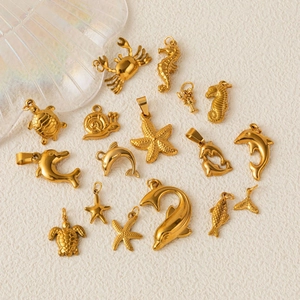 Marine-Serie 18K vergoldete Anhänger mit Seestern-, Seepferdchen- und Delfinformen