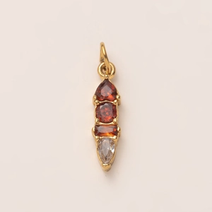 Pendentif en acier inoxydable doré avec zircons multicolores et design en goutte d'eau