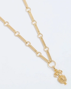 Detailed view of a gold-plated 14k amphora pendant necklace with vintage mesh texture