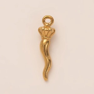 Detail of 18K gold plated Italian horn pendant with a decorative crown bail ornament