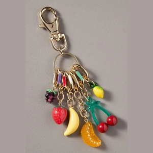 Porte-clés DIY plaqué or avec pendentifs de fruits colorés, fraise et banane