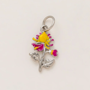 Pendentif fleur en argent avec pétales roses en émail et pistil jaune pour bijoux