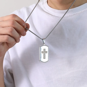 Herren Punk Titanstahl Kreuz Dog Tag Anhänger mit funkelnder Zirkonia-Einlage