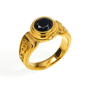 Retro titanium steel ring for men with black gemstone and vintage engraved patterns