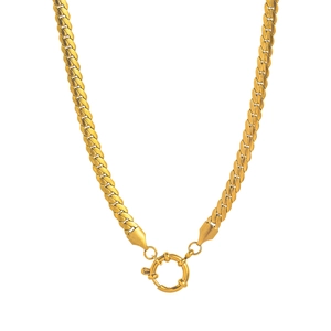 Gedetailleerde close-up van een vergulde Cubaanse schakelketting met grote ronde veersluiting