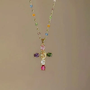 Collana con Pendente a Croce in Cristallo Multicolore Vintage Catena in Lega di Zinco Placcata Oro Choker per Donna